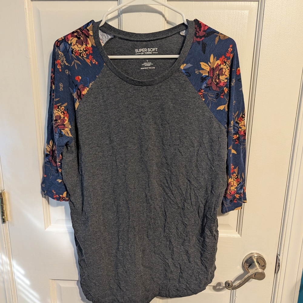 Torrid Gray Super Soft Top with Floral Blue 3/4 Sleeves